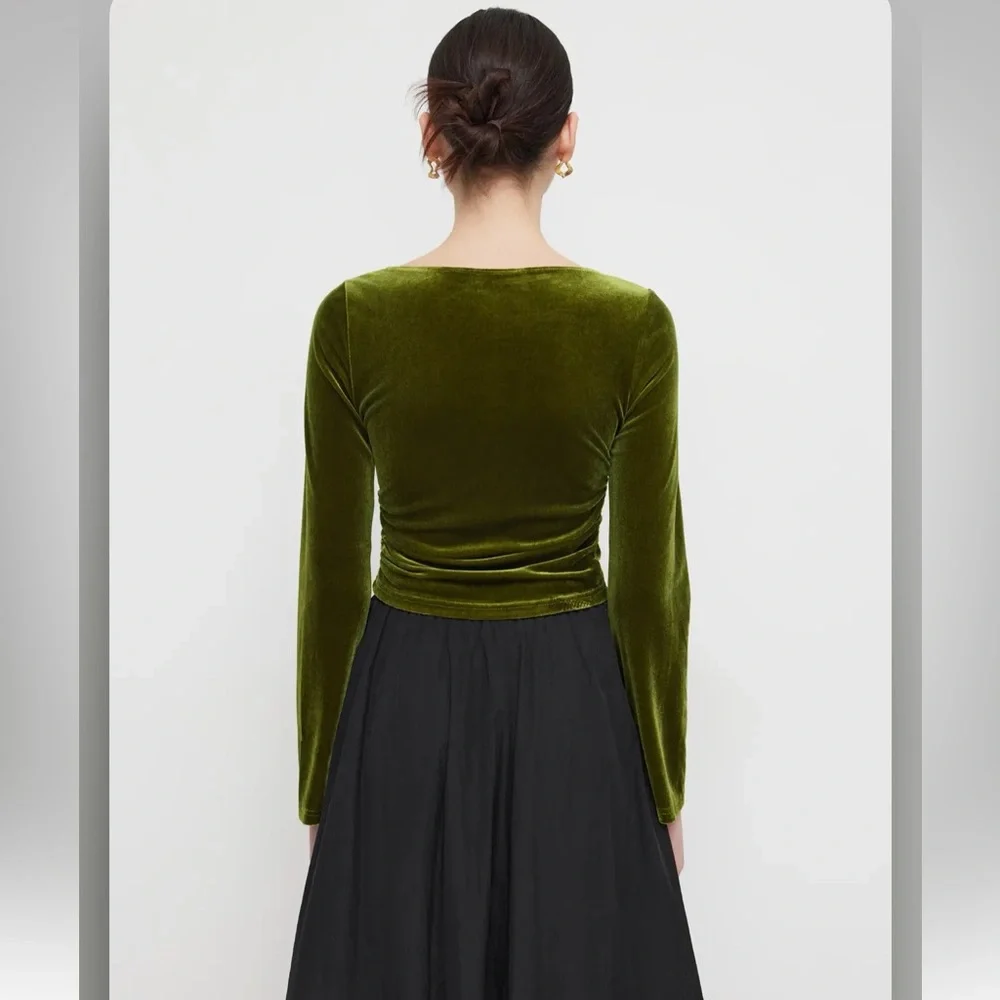 Cider VELVET BOAT NECK SOLID RUCHED LONG SLEEVE CROP TOP UY10-16 M - Picture 4 of 7